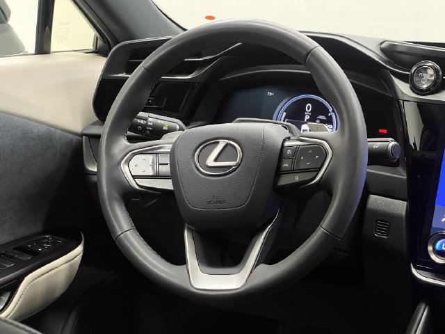 Certified 2023 Lexus RZ 450e Premium w/ Accessory Package (Z1) AWD/4WD image 15