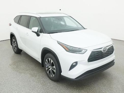 New 2026 Toyota Highlander XLE AWD/4WD image 13