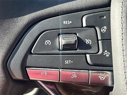 Certified 2023 Cadillac Escalade Premium Luxury Platinum w/ Heavy-Duty Trailer Package image 30