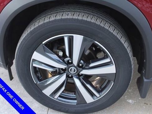 Used 2021 Nissan Rogue Platinum image 12