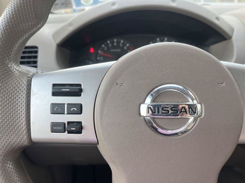Used 2016 Nissan Frontier SV AWD/4WD image 22
