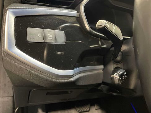 Used 2022 Audi Q3 2.0T Premium Plus AWD/4WD image 24