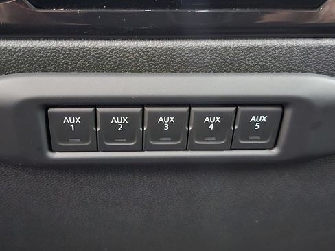 Used 2026 Chevrolet Silverado 3500 LT AWD/4WD image 25