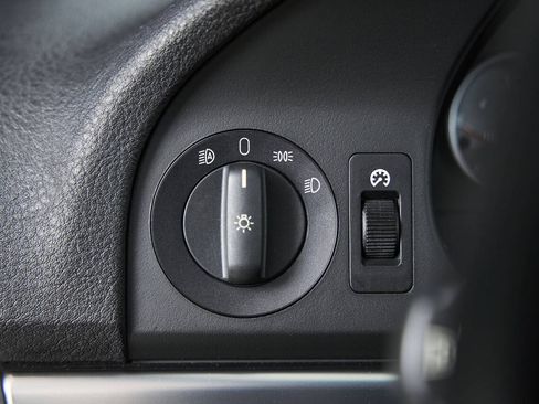 Used 2003 BMW M5 RWD image 53