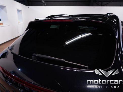 Used 2020 Porsche Macan S image 16