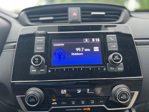 Used 2022 Honda CR-V LX image 18