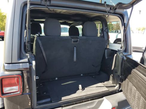 Used 2019 Jeep Wrangler Rubicon image 10