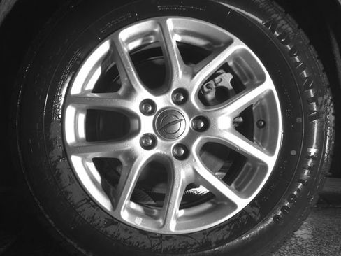 Used 2023 Chrysler Voyager LX FWD image 12