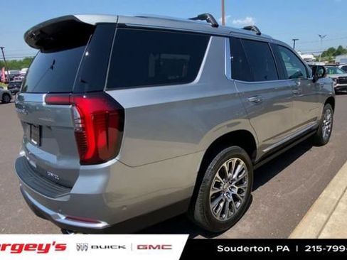 New 2026 GMC Yukon Denali w/ Denali Reserve Package AWD/4WD image 9