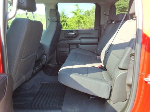 Used 2024 Chevrolet Silverado 2500 Custom w/ Custom Value Package AWD/4WD image 19