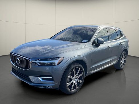 Used 2020 Volvo XC60 T6 Inscription w/ Protection Package Premier AWD/4WD image 3