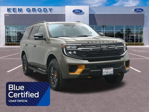 Certified 2025 Ford Expedition Tremor AWD/4WD image 1