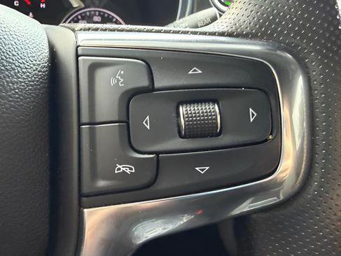 Used 2023 Chevrolet Blazer LT FWD image 16
