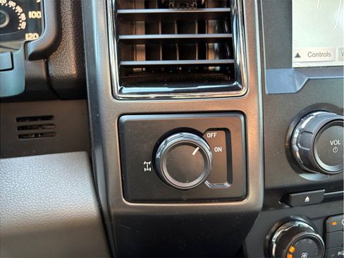 Used 2018 Ford F150 XLT w/ Equipment Group 301A Mid image 30