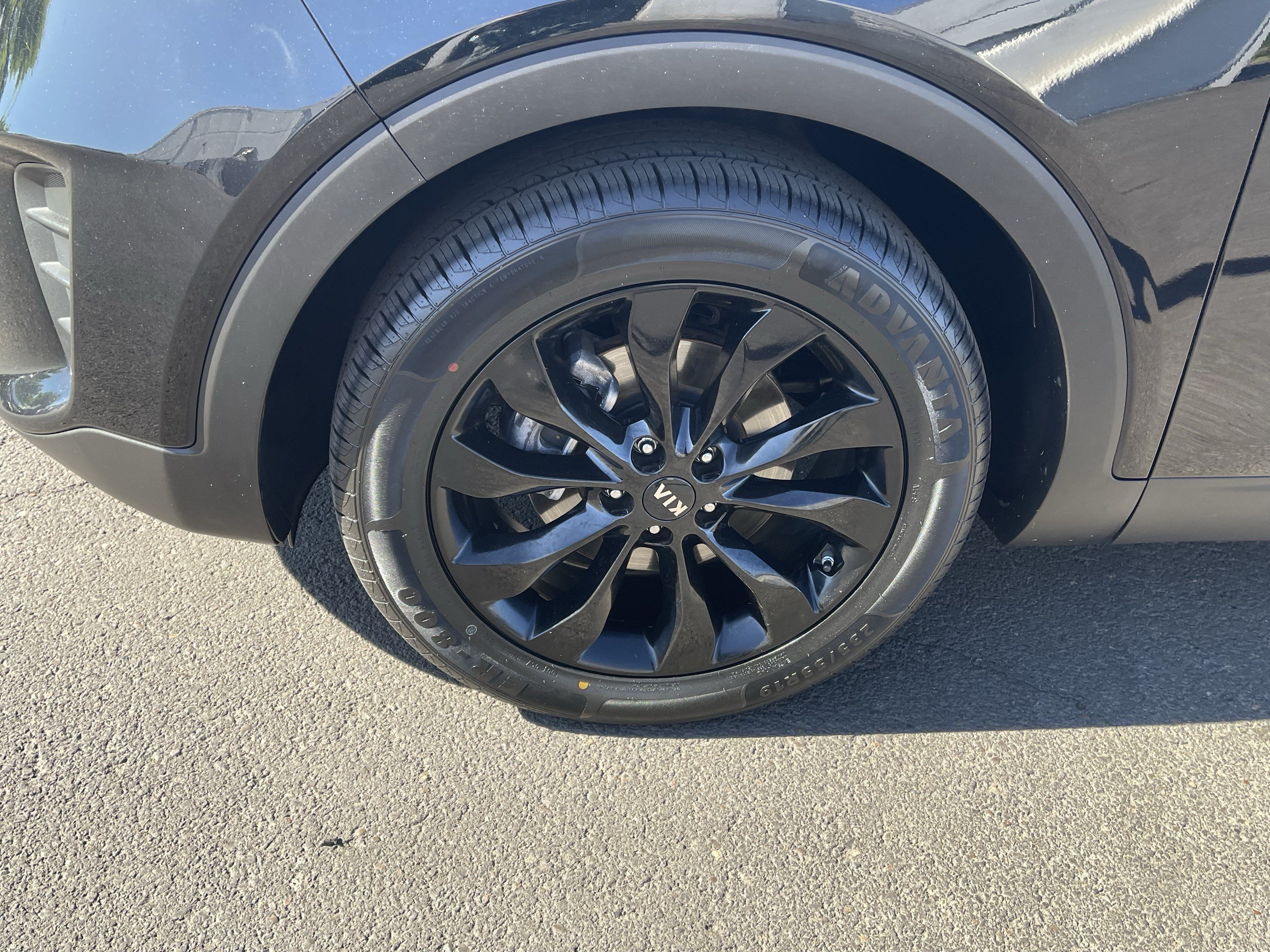 Used 2020 Kia Sorento S FWD image 9