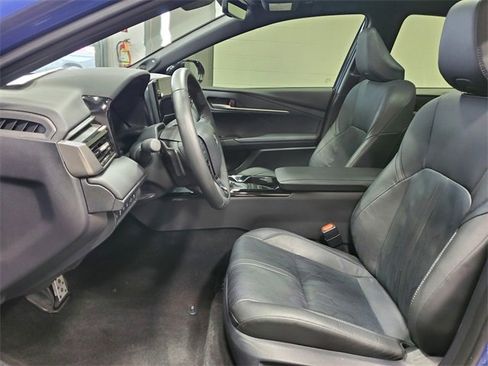 Used 2025 Toyota Camry XSE image 12