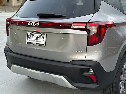 New 2026 Kia Seltos LX image 5