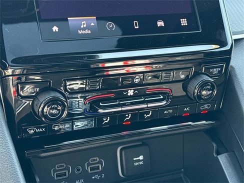 New 2025 Jeep Grand Cherokee Altitude image 26