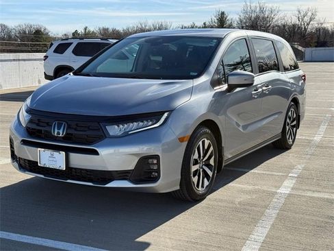 Used 2026 Honda Odyssey EX-L image 8