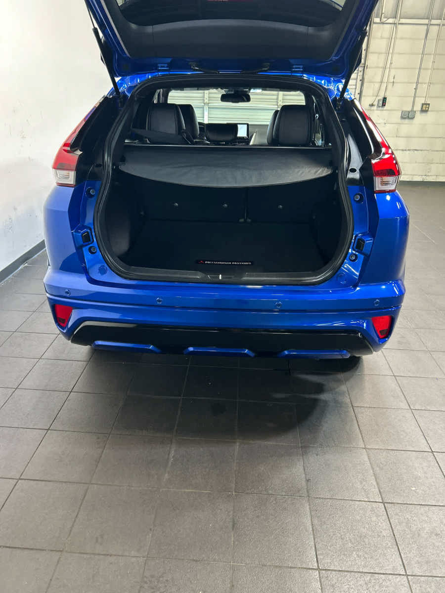 Used 2023 Mitsubishi Eclipse Cross SEL AWD/4WD image 10