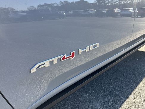 Used 2025 GMC Sierra 2500 AT4 w/ AT4 Premium Plus Package AWD/4WD image 53