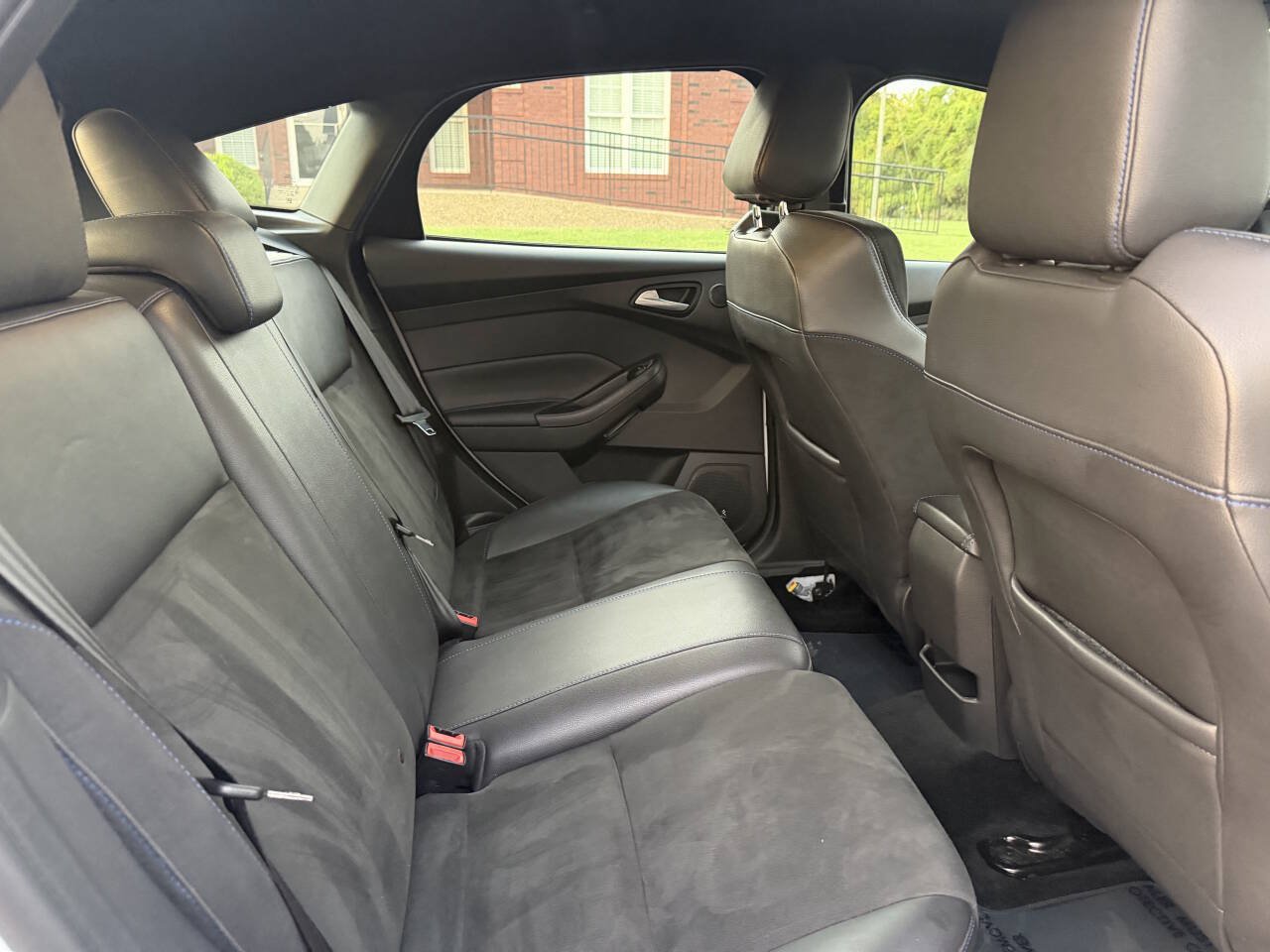 Used 2017 Ford Focus RS AWD/4WD image 22