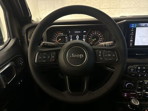 New 2026 Jeep Gladiator Sport image 24