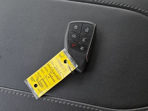 Used 2025 Chevrolet Tahoe LT AWD/4WD image 46