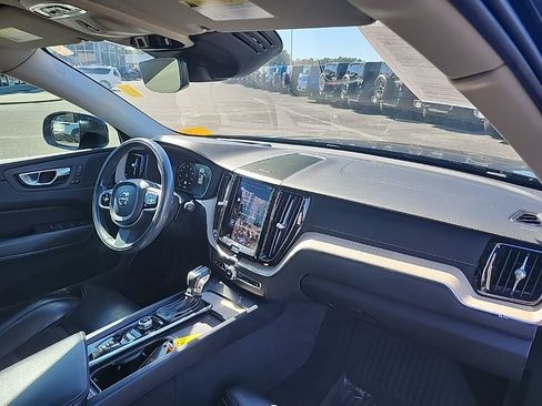 Used 2021 Volvo XC60 T5 Inscription w/ Advanced Package image 16