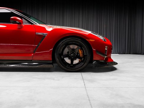 Used 2020 Nissan GT-R Premium w/ Premium Interior Package AWD/4WD image 30