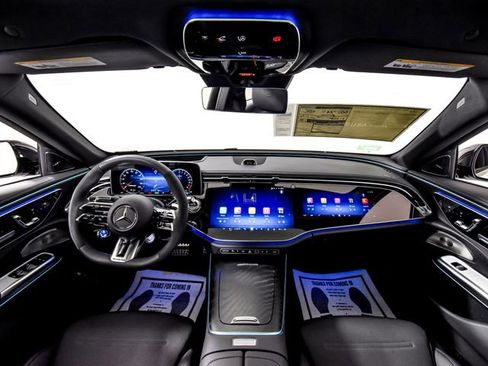 New 2026 Mercedes-Benz E 53 AMG e 4MATIC Sedan image 3
