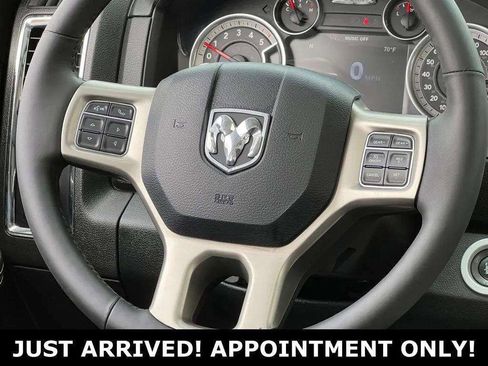 Used 2018 RAM 1500 Laramie w/ Convenience Group AWD/4WD image 15