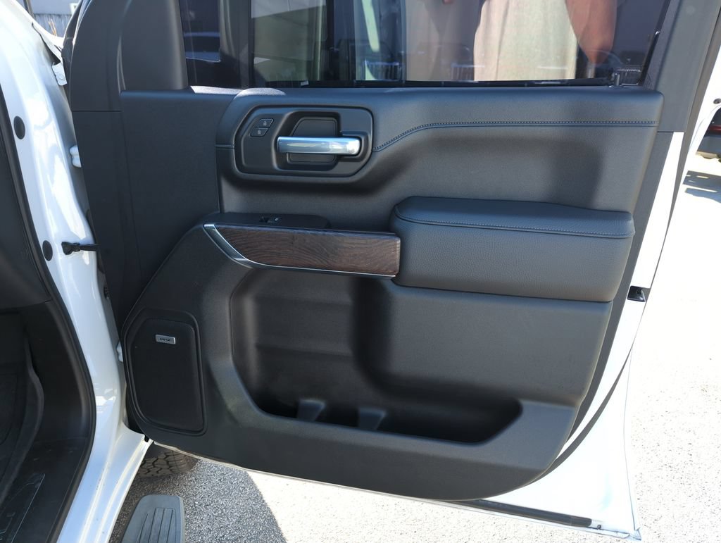 Used 2021 GMC Sierra 2500 Denali w/ Denali Ultimate Package AWD/4WD image 34