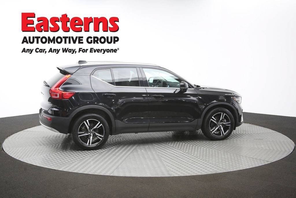 Used 2023 Volvo XC40 B5 Plus AWD/4WD image 46