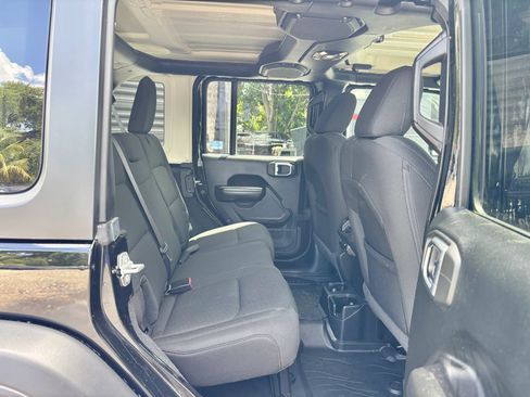 Used 2020 Jeep Wrangler Unlimited Sport AWD/4WD image 24