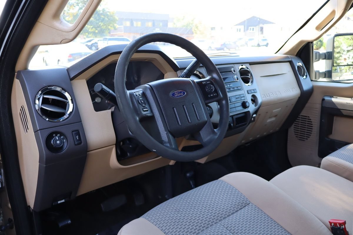 Used 2014 Ford F350 XLT w/ XLT Interior Package AWD/4WD image 15