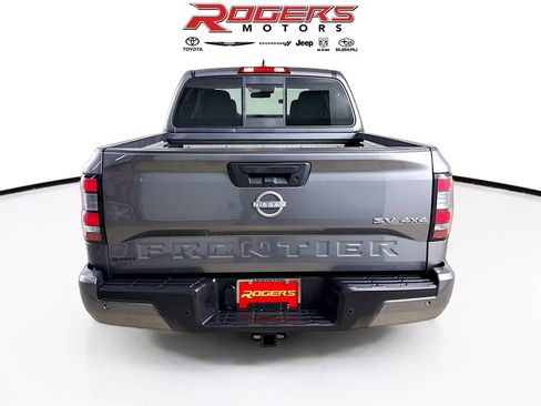 Used 2022 Nissan Frontier SV image 7