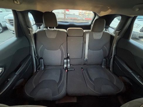 Used 2015 Jeep Cherokee Latitude image 11