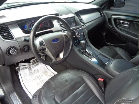 Used 2013 Ford Taurus SHO AWD/4WD image 5