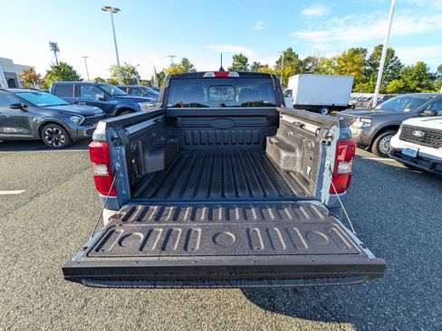 New 2025 Ford Maverick Lariat w/ Black Appearance Package image 8