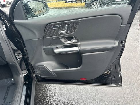 Certified 2026 Mercedes-Benz GLA 250 4MATIC image 15