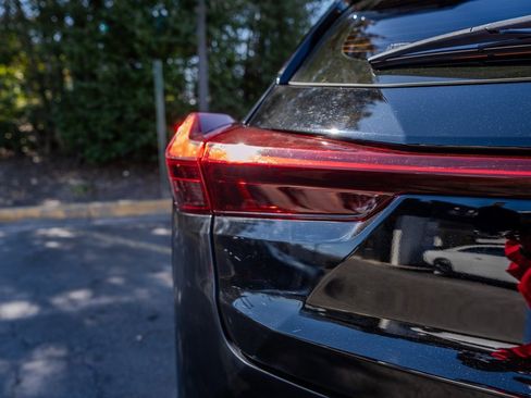 Used 2023 Lexus UX 250h FWD w/ Premium Package image 26