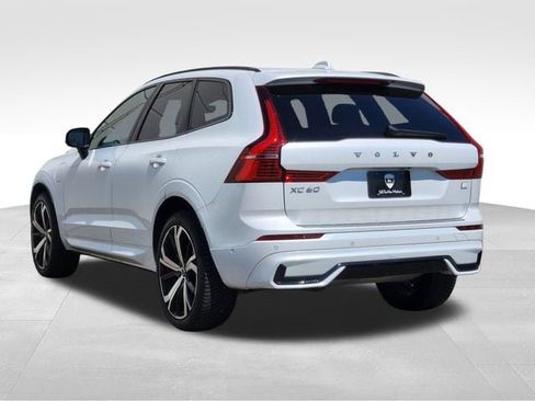 Certified 2024 Volvo XC60 T8 Ultimate w/ Protection Package Premier AWD/4WD image 56