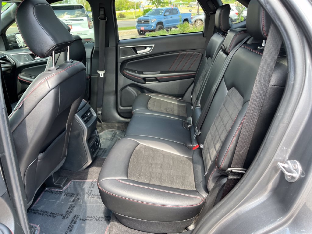Used 2024 Ford Edge ST-Line AWD/4WD image 27