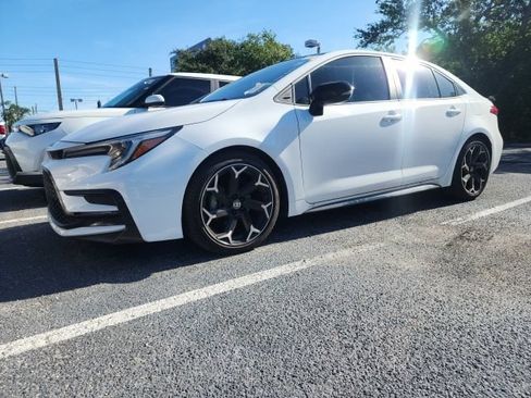 Used 2025 Toyota Corolla FX w/ Convenience Package FWD image 1