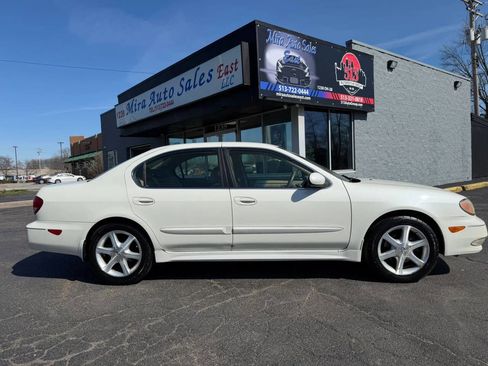 Used 2004 INFINITI I35 Base 4dr Sedan image 9