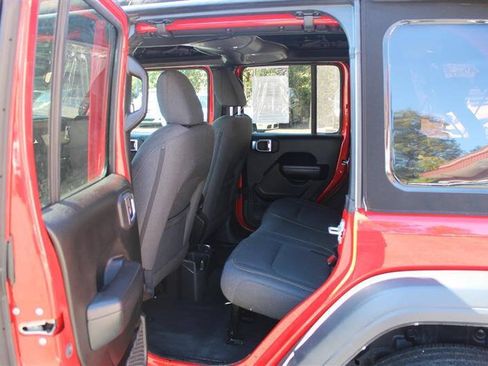 Used 2024 Jeep Wrangler Unlimited Sport AWD/4WD image 25