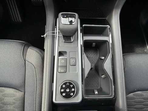 New 2025 Nissan Pathfinder SV image 29