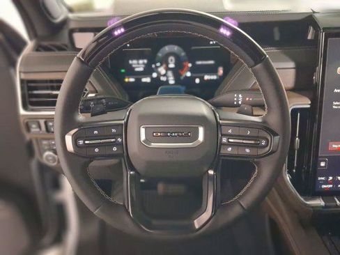 New 2026 GMC Yukon Denali Ultimate AWD/4WD image 19