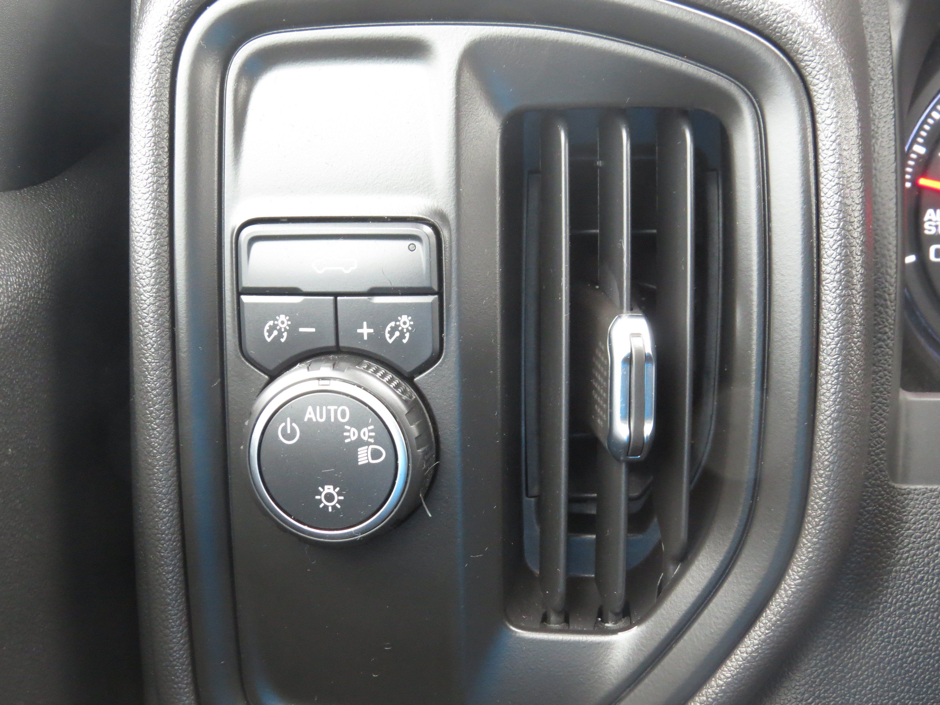Used 2025 Chevrolet Silverado 1500 W/T RWD image 19